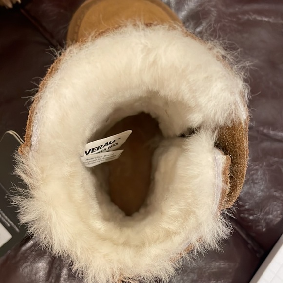 Snow boots from Australia. The brand is EVERAU, everaustralia. Never been worn. - Picture 13 of 13